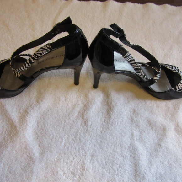DANA BUCHMAN Zebra Striped Women's Shoes - Picture 2 of 8